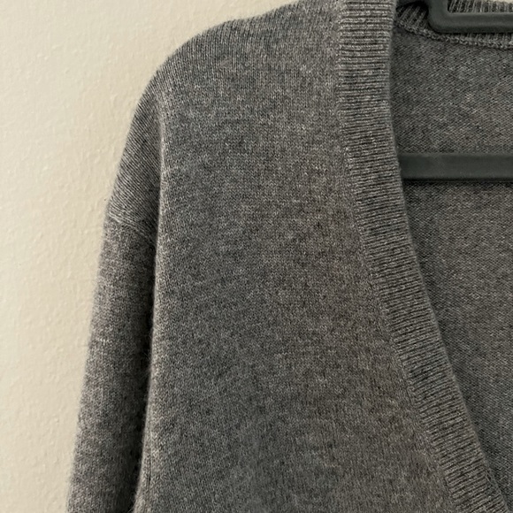 Cashmere sweater - Picture 2 of 5